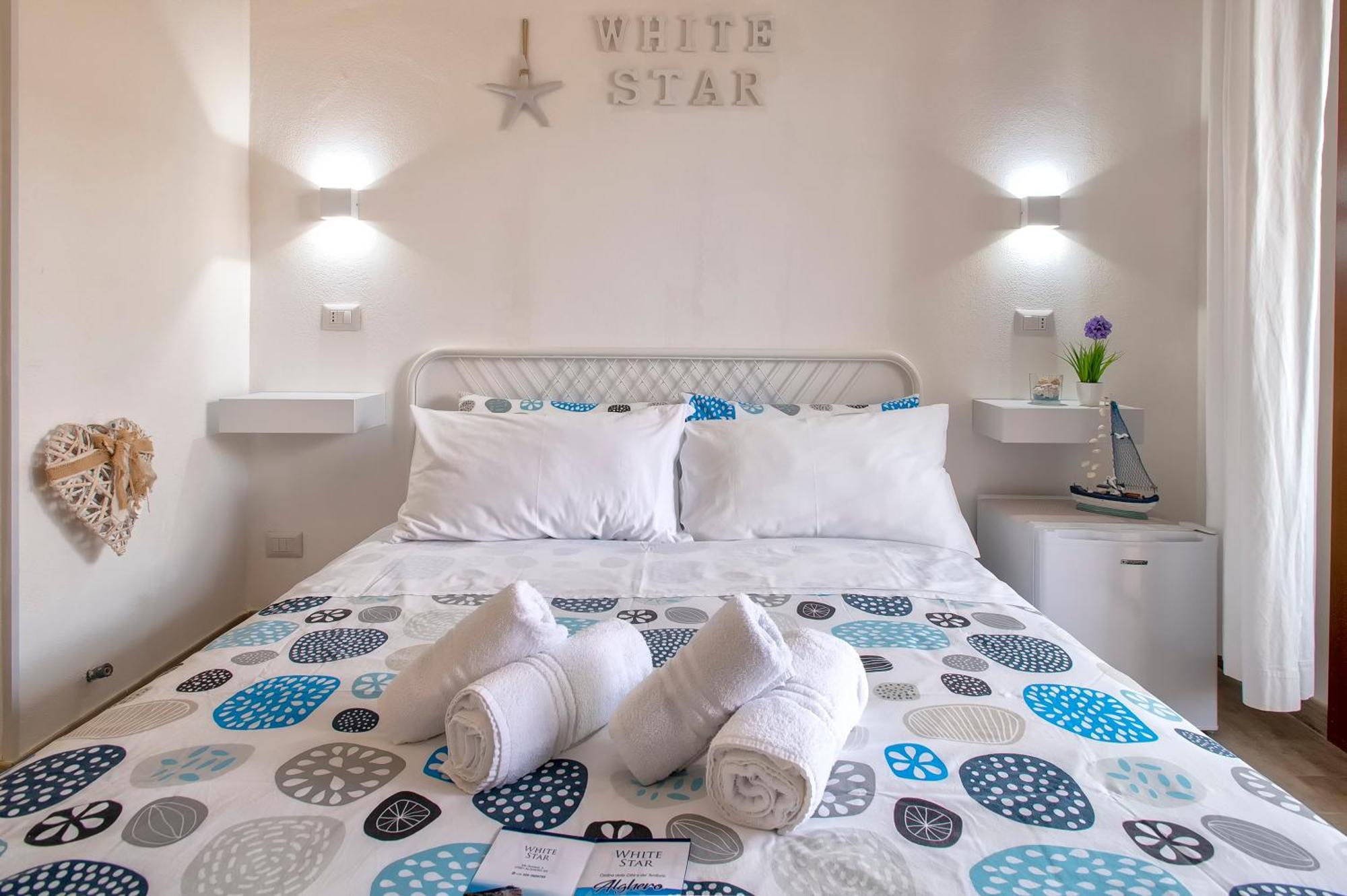White Star Rooms อาลเกโร ภายนอก รูปภาพ