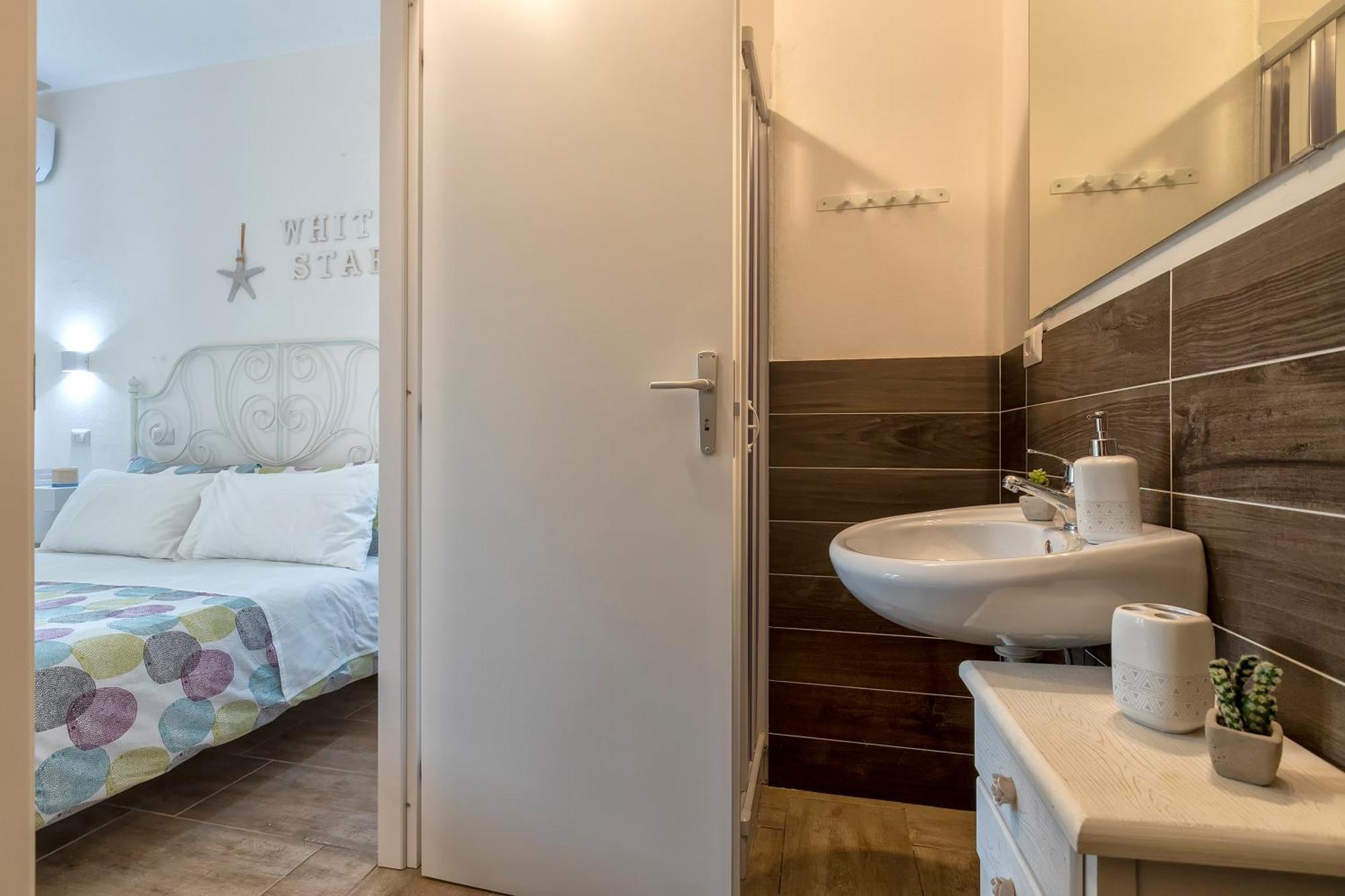 White Star Rooms อาลเกโร ภายนอก รูปภาพ