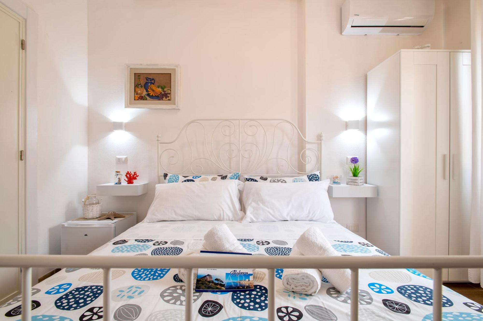 White Star Rooms อาลเกโร ภายนอก รูปภาพ